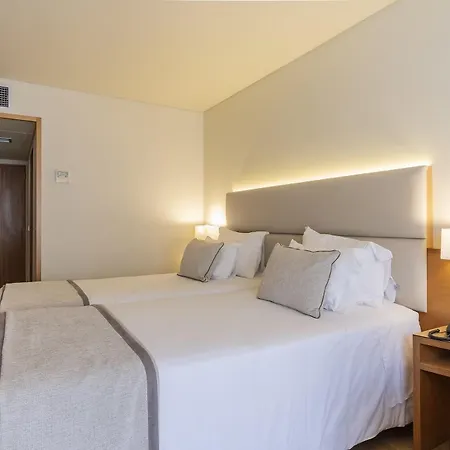 The Azoriani Boutique, Ascend Collection 3*