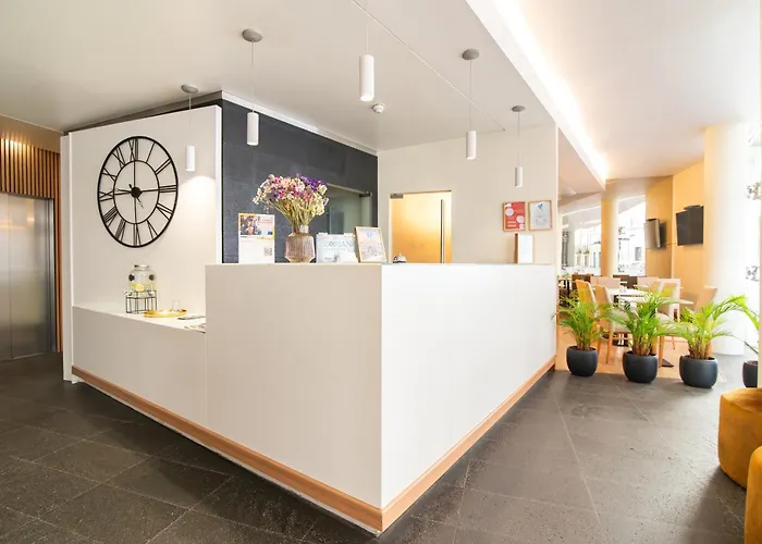 The Azoriani Boutique, Ascend Collection 3*