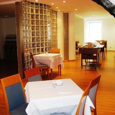 The Azoriani Boutique, Ascend Collection Otel Ponta Delgada