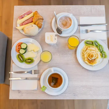 The Azoriani Boutique, Ascend Collection Отель