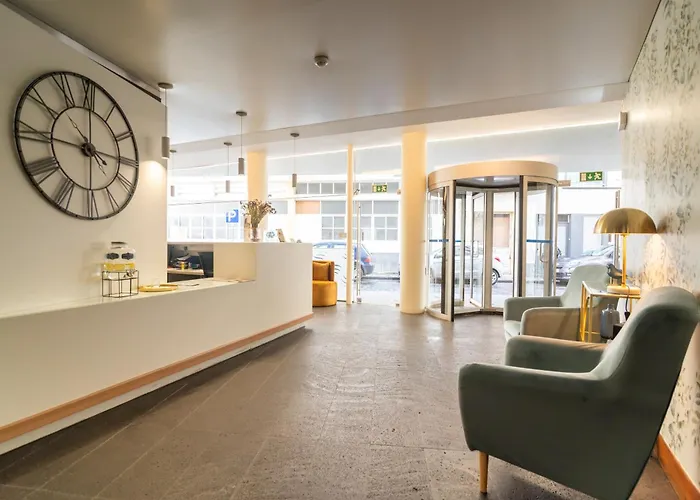 The Azoriani Boutique, Ascend Collection 3*